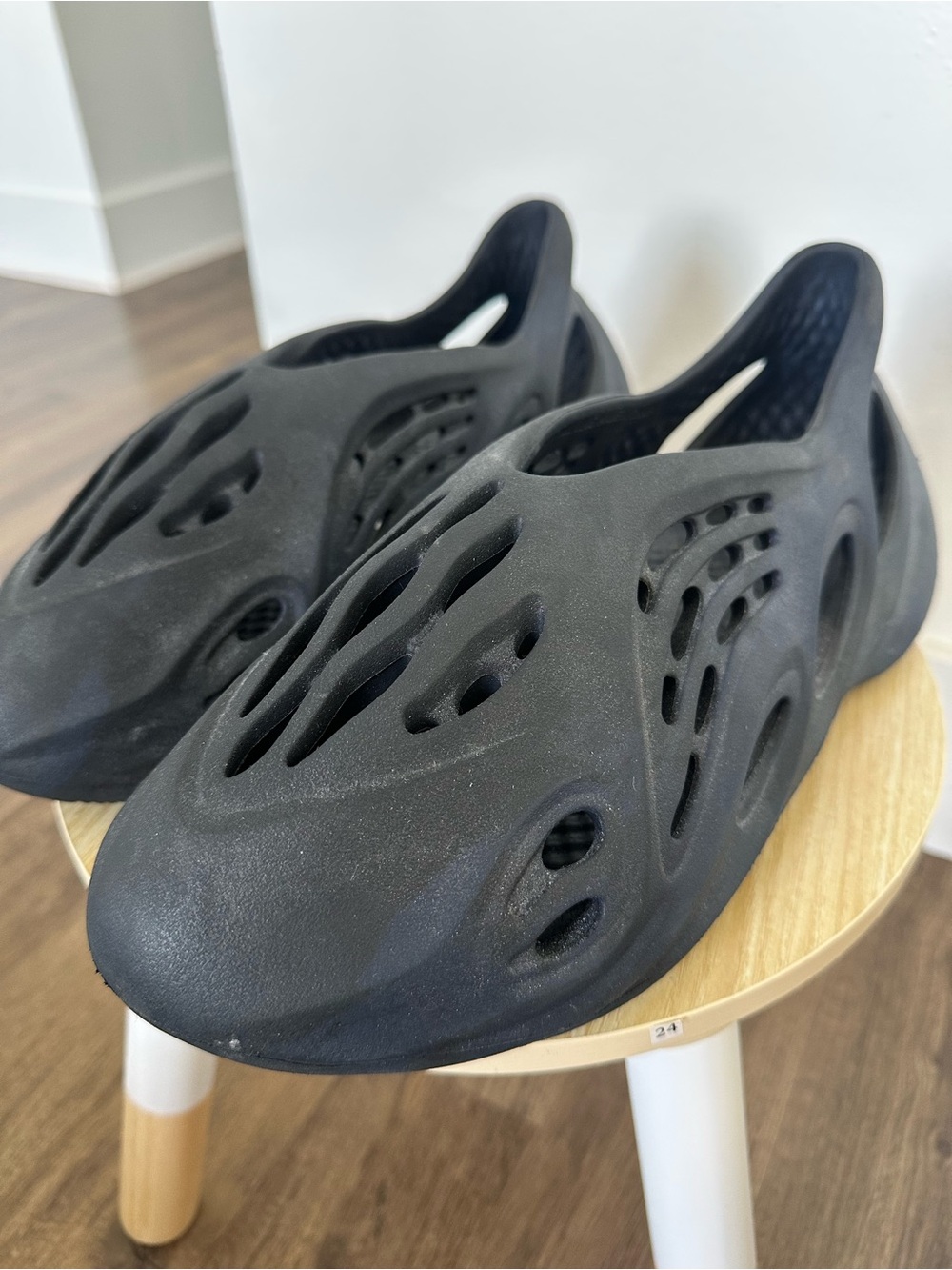 Yeezy Mens Foam Slip-On in Black
